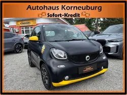 Schwarz Gebraucht 2016 Smart ForTwo Cabrio Cabrio | € 14.890