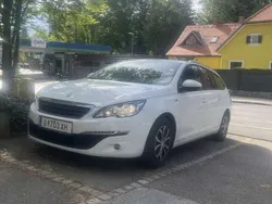 Weiß Gebraucht 2017 Peugeot 308 Access Kombi | € 11.000 (Etwas zu teuer)
