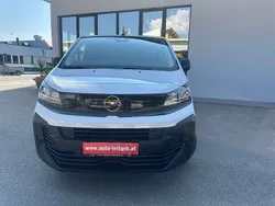 Weiß Gebraucht 2024 Opel Vivaro S Van | € 24.490 (Superpreis)