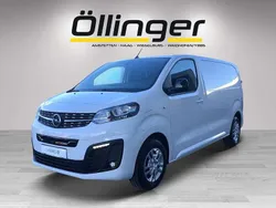 Weiß Gebraucht 2023 Opel Vivaro-e Combi Edition Van | € 35.950 (Teuer)