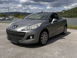 Grau Gebraucht 2011 Peugeot 207 CC Active Cabrio | € 5.000 (Fairer Preis)