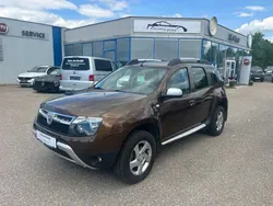 Braun Gebraucht 2011 Dacia Duster Lauréate SUV | € 9.990 (Etwas zu teuer)