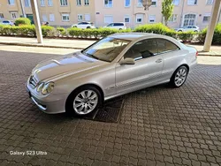 Silber Gebraucht 2007 Mercedes CLK320 Elegance Coupé | € 12.500 (Teuer)