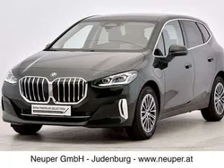 Grün Gebraucht 2023 BMW 225 Active Tourer Efficient Dynamics Van / Kleinbus | € 35.950 (Superpreis)