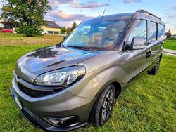Grau Gebraucht 2018 Fiat Doblò Lounge Van / Kleinbus | € 16.800 (Fairer Preis)