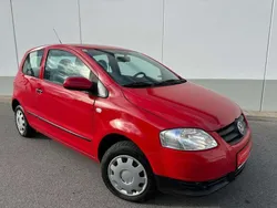Rot Gebraucht 2008 VW Fox Kleinwagen | € 1.990 (Superpreis)