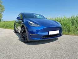Blau Gebraucht 2021 Tesla Model Y Long Range SUV | € 32.999 (Superpreis)