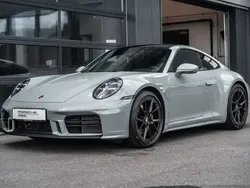 Hellgrün metallic Gebraucht 2024 Porsche 911 Carrera Coupé | € 192.200 (Teuer)