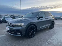 Dunkelgrau metallic Gebraucht 2018 VW Tiguan Highline SUV | € 28.750 (Fairer Preis)