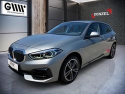 Skyscraper grau met. Gebraucht 2024 BMW 118 Shadowline Kleinwagen | € 31.780 (Fairer Preis)