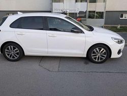 Weiß Gebraucht 2019 Hyundai i30 Limousine | € 11.500 (Guter Preis)