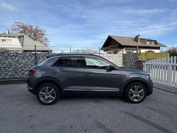 Gebraucht 2018 VW T-Roc Design SUV | € 21.500 (Teuer)
