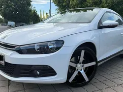 Weiß Gebraucht 2014 VW Scirocco Coupé | € 17.990