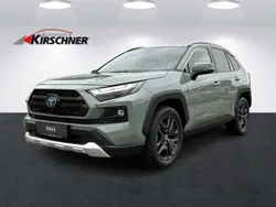 Mittelgrün metallic Neu 2025 Toyota RAV4 SUV | € 52.490 (Etwas zu teuer)