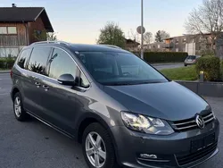Grau Gebraucht 2016 VW Sharan Highline Van / Kleinbus | € 20.200 (Superpreis)