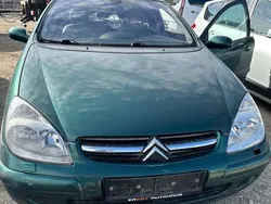 Grün Gebraucht 2003 Citroën C5 Exclusive Limousine | € 1.600