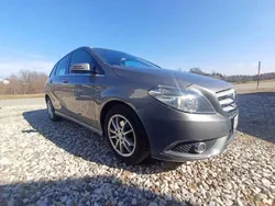Silber Gebraucht 2013 Mercedes B180 Van / Kleinbus | € 12.000 (Fairer Preis)