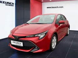Rot Gebraucht 2020 Toyota Corolla Active Limousine | € 18.880 (Fairer Preis)