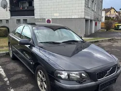 Schwarz Gebraucht 2001 Volvo S60 Limousine | € 2.400