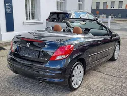 Schwarz Gebraucht 2011 Peugeot 207 CC Active Cabrio | € 9.970 (Fairer Preis)