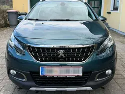 Grün Gebraucht 2016 Peugeot 2008 S SUV | € 8.000 (Superpreis)