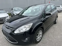 Schwarz Gebraucht 2011 Ford Grand C-Max Van / Kleinbus | € 2.999 (Superpreis)