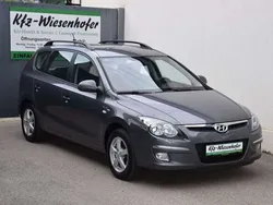 Grau Gebraucht 2010 Hyundai i30 Kombi | € 4.990 (Teuer)