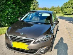 Gebraucht 2015 Peugeot 308 Allure Kombi | € 5.100 (Guter Preis)