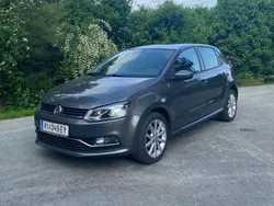 Grau Gebraucht 2014 VW Polo Highline Limousine | € 7.700 (Fairer Preis)