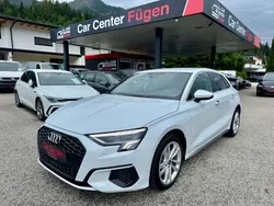 Weiß Gebraucht 2021 Audi A3 Sportback Ambiente Kleinwagen | € 21.990 (Fairer Preis)