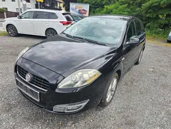 Schwarz Gebraucht 2011 Fiat Croma Emotion Kombi | € 2.750
