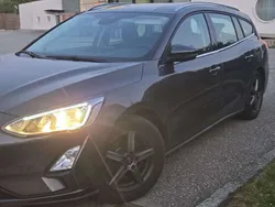Braun Gebraucht 2019 Ford Focus Cool & Connect Kombi | € 11.500 (Superpreis)