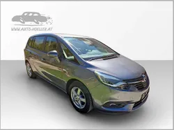 Grau Gebraucht 2018 Opel Zafira Edition Van / Kleinbus | € 15.900 (Fairer Preis)