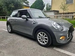 Grau Gebraucht 2017 Mini Cooper Hatch Kleinwagen | € 11.900 (Superpreis)