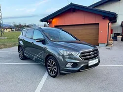 Grau Gebraucht 2017 Ford Kuga ST-Line SUV | € 15.500 (Fairer Preis)