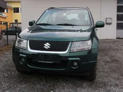 Grün Gebraucht 2009 Suzuki Grand Vitara SUV | € 3.500