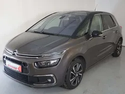 Dunkelgrau metallic Gebraucht 2017 Citroën C4 Picasso Shine Van / Kleinbus | € 15.990