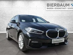 Schwarz Gebraucht 2022 BMW 118 Advantage Kleinwagen | € 27.940 (Fairer Preis)