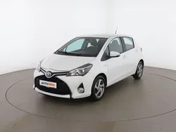 Weiß Gebraucht 2015 Toyota Yaris Hybrid Lounge Limousine | € 11.290 (Guter Preis)