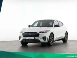 Weiß Gebraucht 2022 Ford Mustang Mach-E GT SUV | € 44.990 (Guter Preis)