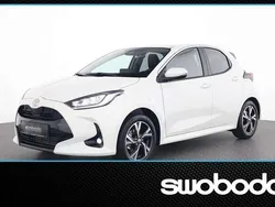 Weiß Gebraucht 2024 Toyota Yaris Hybrid Active Limousine | € 22.980 (Fairer Preis)