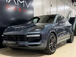 Blau Gebraucht 2018 Porsche Cayenne Turbo SUV | € 89.990