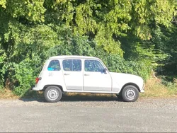 Weiß Gebraucht 1988 Renault R4 Limousine | € 9.500