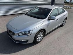 Silber Gebraucht 2013 Volvo S60 Kinetic Limousine | € 9.900