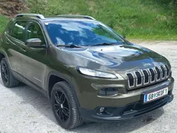 Grün Gebraucht 2015 Jeep Cherokee Longitude SUV | € 14.950
