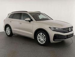 Beige Neu 2025 VW Touareg Elegance SUV | € 90.589 (Superpreis)