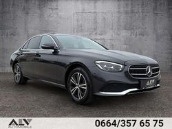 Grau Gebraucht 2022 Mercedes E200 Limousine | € 31.990 (Fairer Preis)