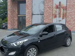 Gebraucht 2015 Hyundai i30 Premium Kombi | € 4.000 (Superpreis)