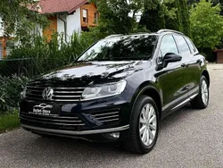 Schwarz Gebraucht 2015 VW Touareg R-line SUV | € 17.990 (Teuer)