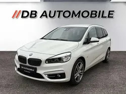 Weiß Gebraucht 2015 BMW 220 Gran Tourer Van / Kleinbus | € 17.990